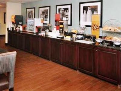 Hotel Hampton 3*